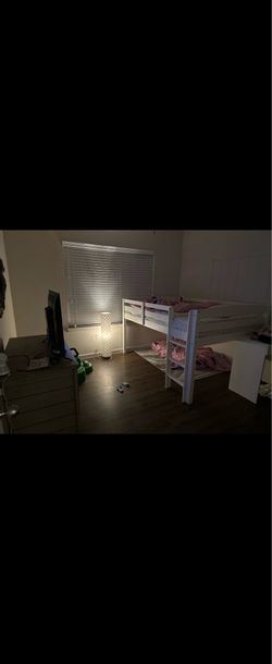 Full size bed