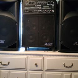 Karaoke En Venta Suena Fuerte