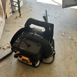 POULAN PRO BACKPACK LEAF BLOWER