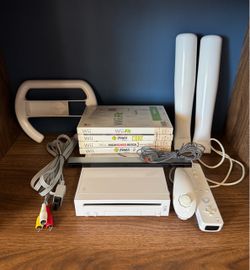 Nintendo Wii White Console RVL-001
