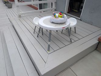 Kids play table