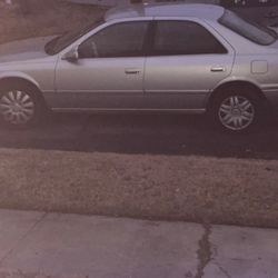 2000 Toyota Camry