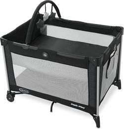 Graco Pack and play on the go playpen