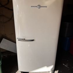 General Electric Fridge