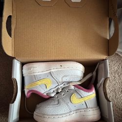 Toddler Nike Shoes 3c