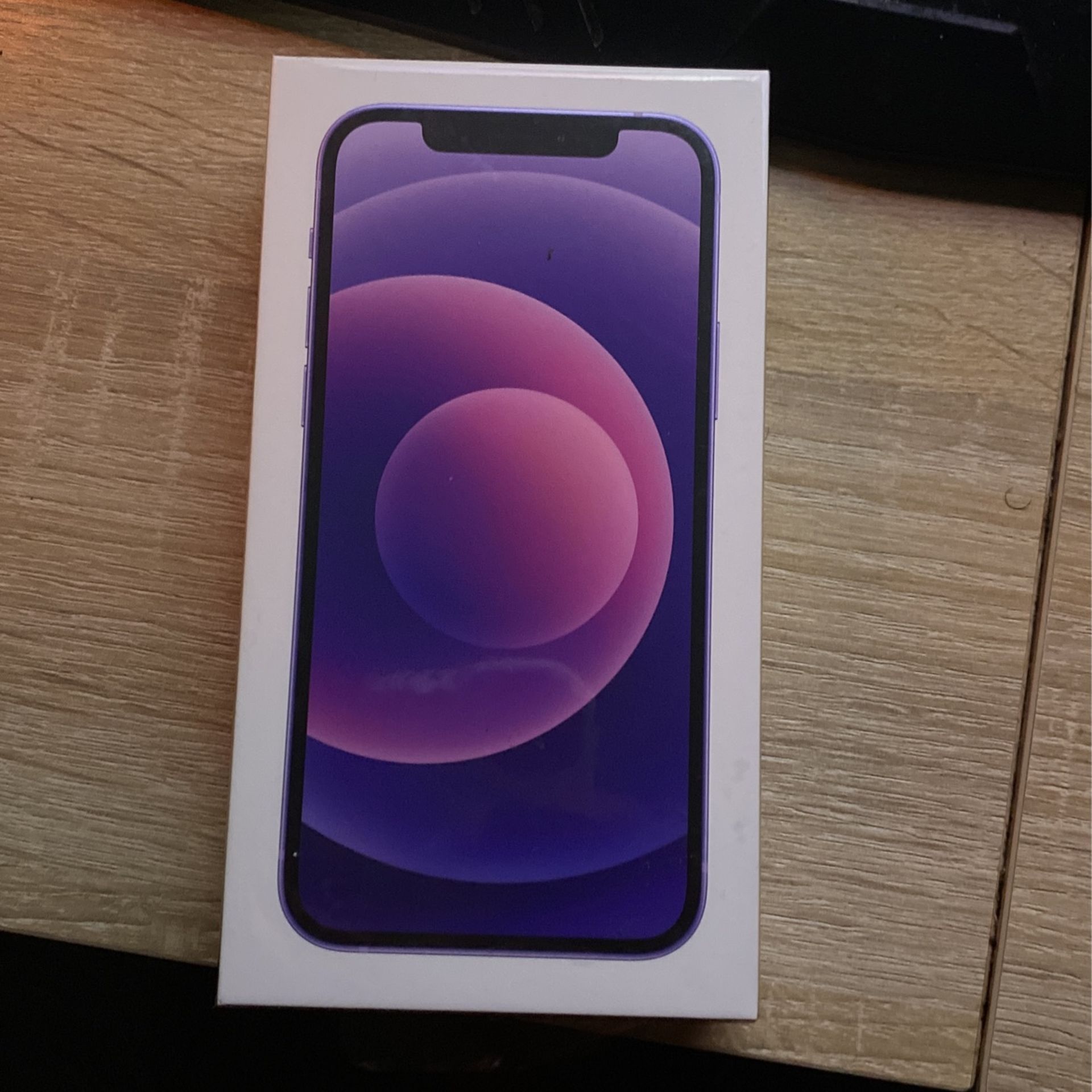 iPhone 12 Bad (BRAND NEW) (256GB)