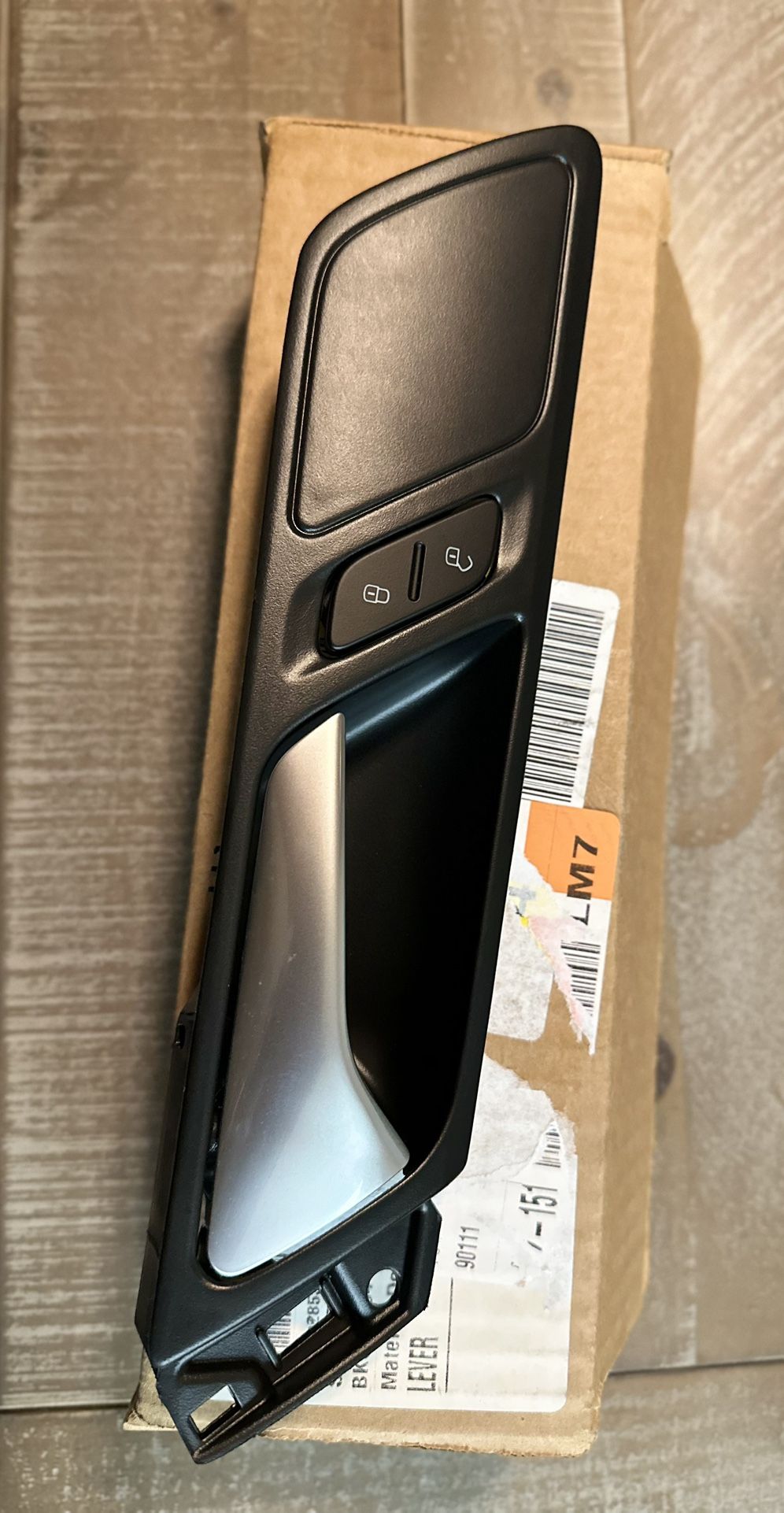 2011-2018 Volkswagen Jetta FRONT RIGHT Interior Door Handle Lock Switch OEM