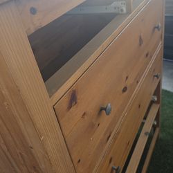 IKEA Hemnes 6 Drawer Dresser / Chest of Drawers - Pine - (6 Drawer Dresser is sold) used $40