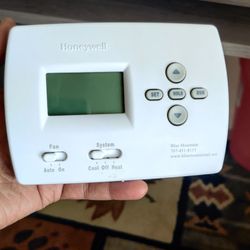 Honeywell Thermostat TH4110D1007