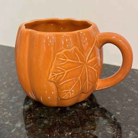 Indigo Chapters Mug Pumpkin Shaped with Fall Leaf-Fall Thanksgiving Coff…