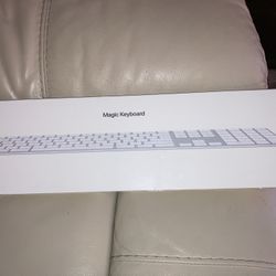 Apple Magic Keyboard With Number Keypad