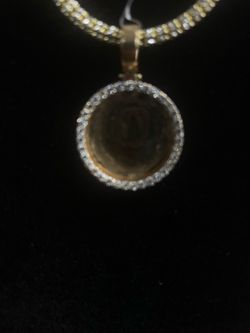 Avianne Photo Pendant