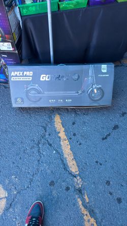 GO Trax Apex Pro Electric Scooter