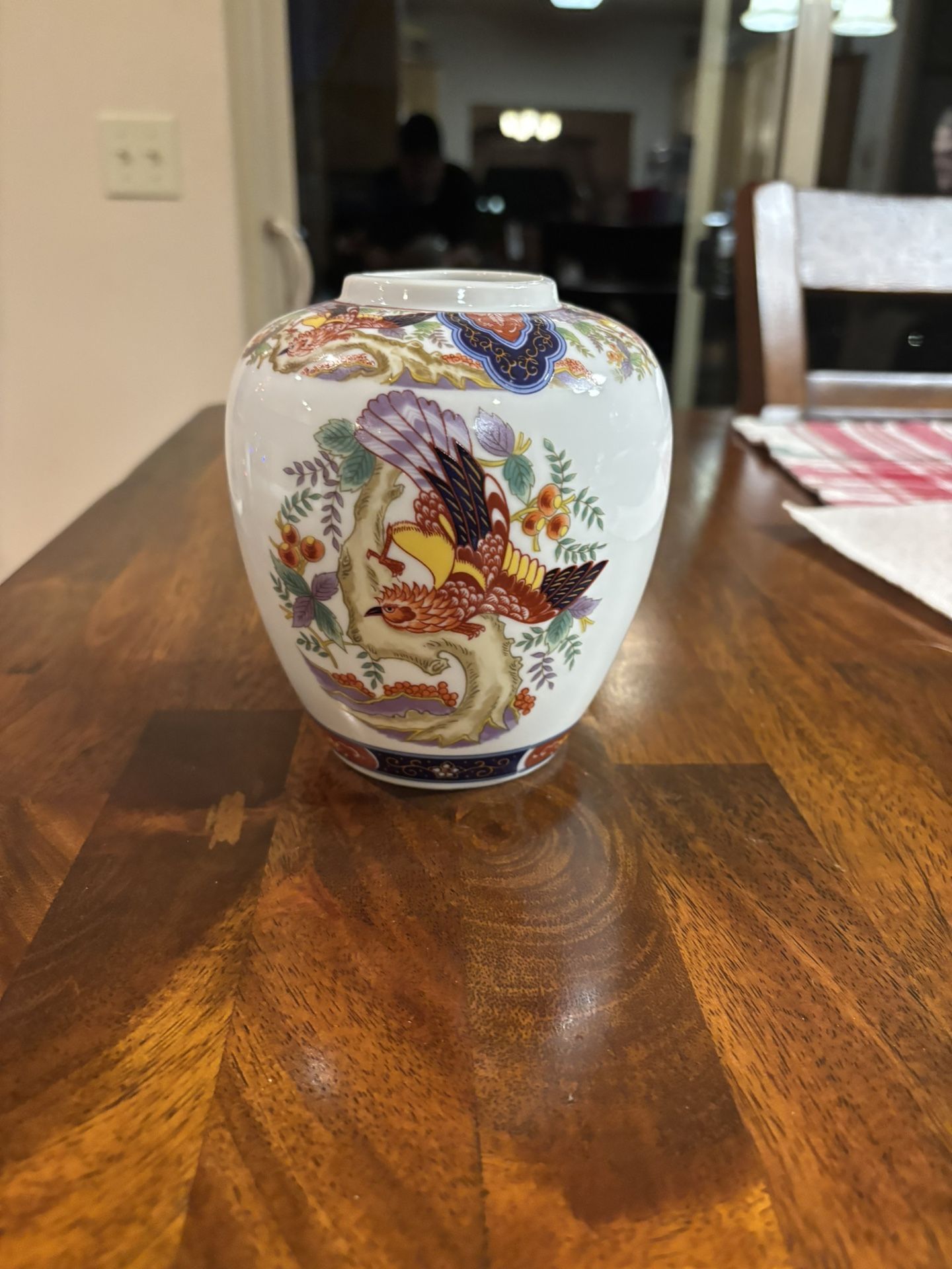 Imari Ware 6" vase Japan Phoenix Bird 1970's