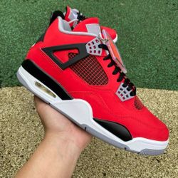 Jordan 4 