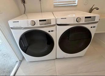 Sumsung washer and dryer set -Delivery available