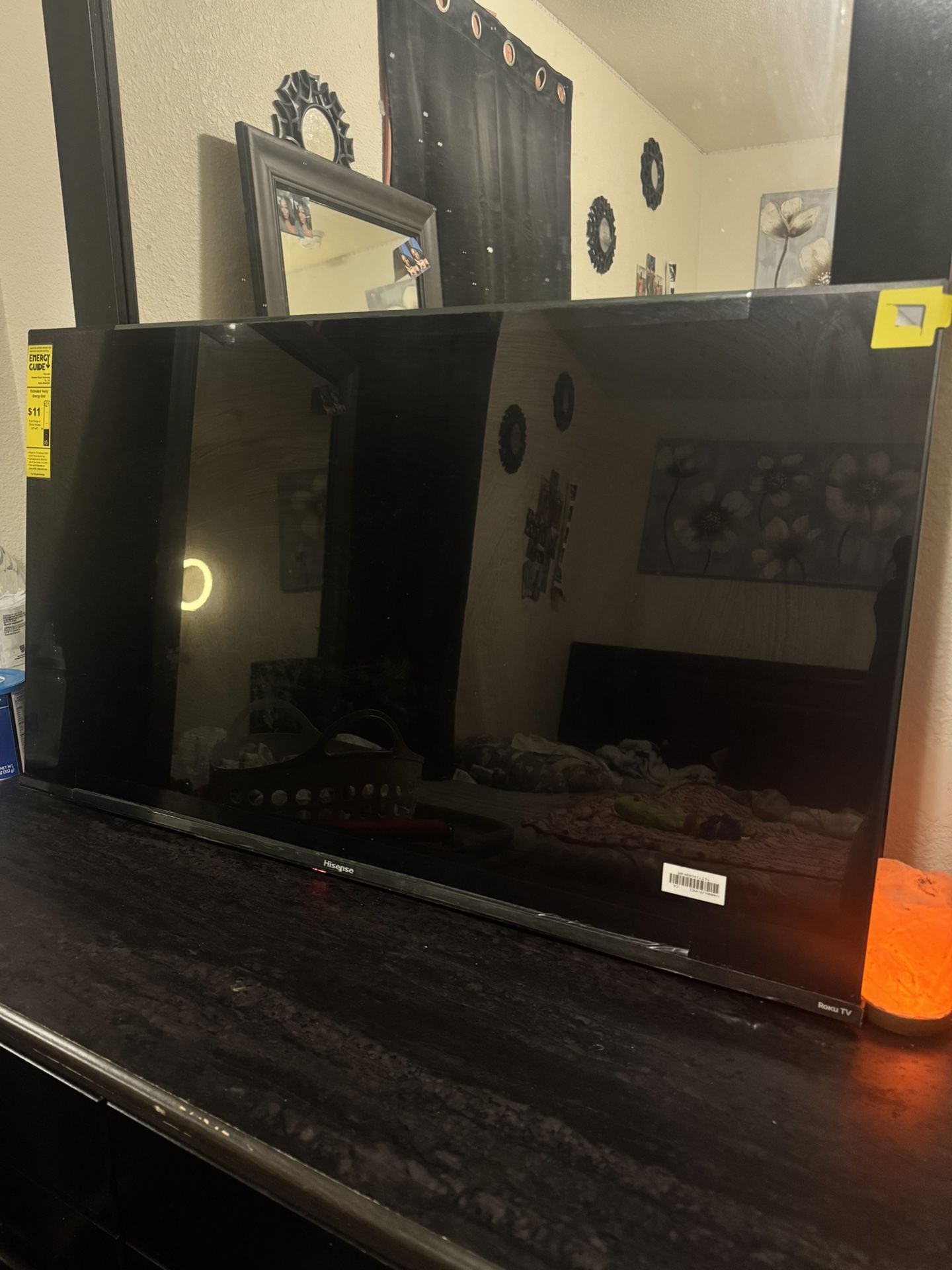 40 inch Hisense Roku tv