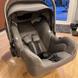 Nuna Pipa Infant Car Seat And Base
