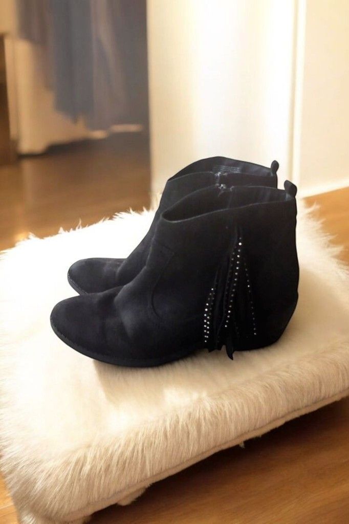 Black Suede Ankle Boots With Tassels