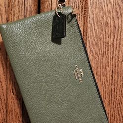 Coach Double Zip Wallet - NEW