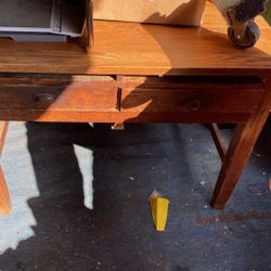 Early 1900 Vintage Table Set For 5 