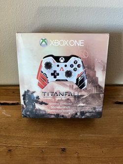 Brand New Xbox one TitanFall limited edition, wireless controller