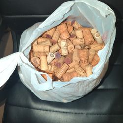 4 LBs Of Assorted Wine Corks For Crafts