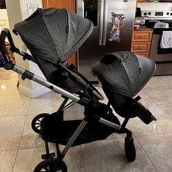 Evenflo Tiwns Stroller
