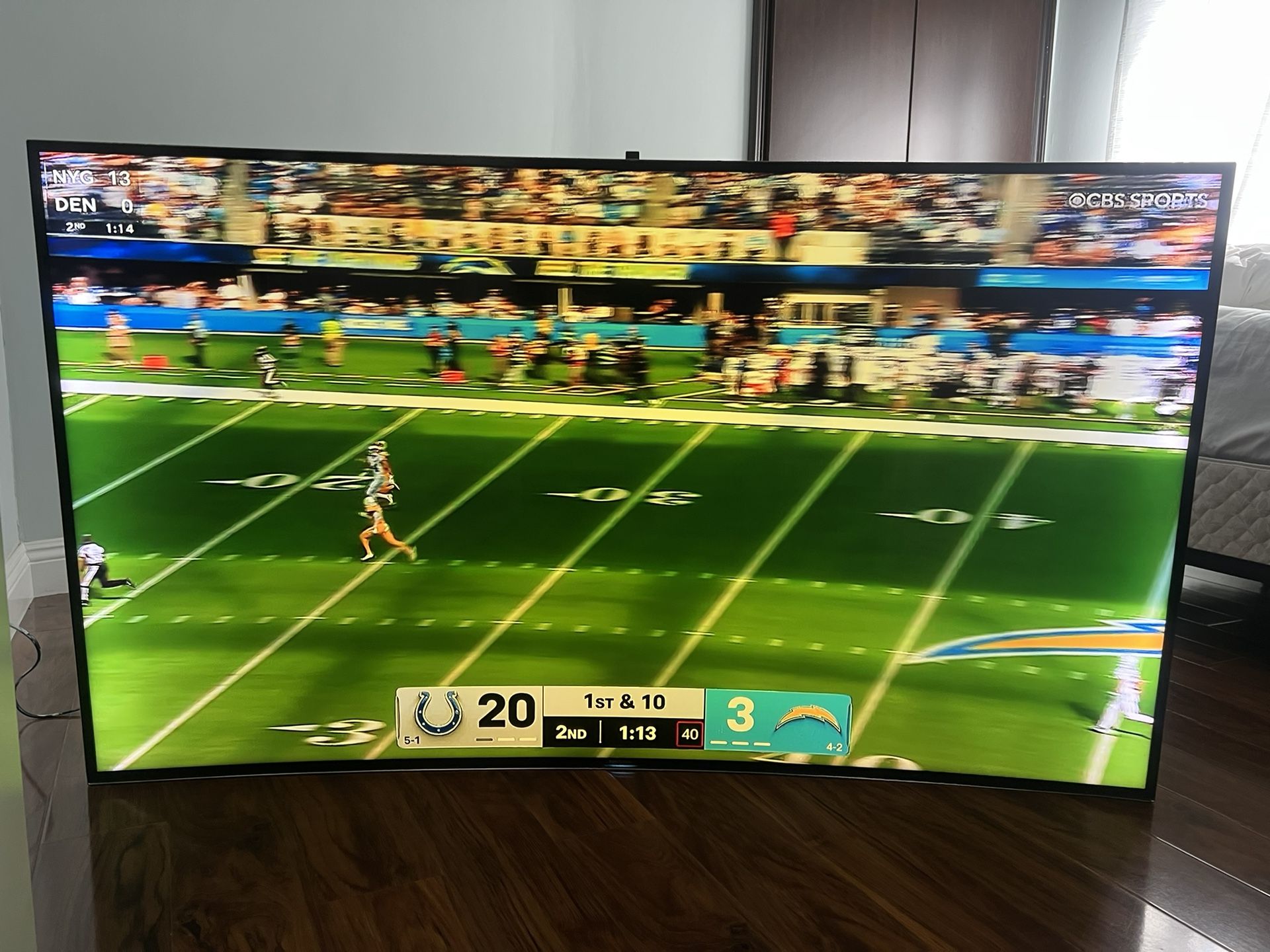 Samsung curve TV 65in