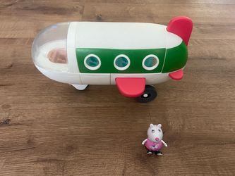 Peppa Pig Air Peppa Airplane Toy with Figure