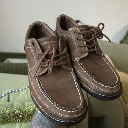 Izod Leather Boat Shoes