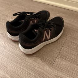 New Balance Walking Shoes, Women, Size 8