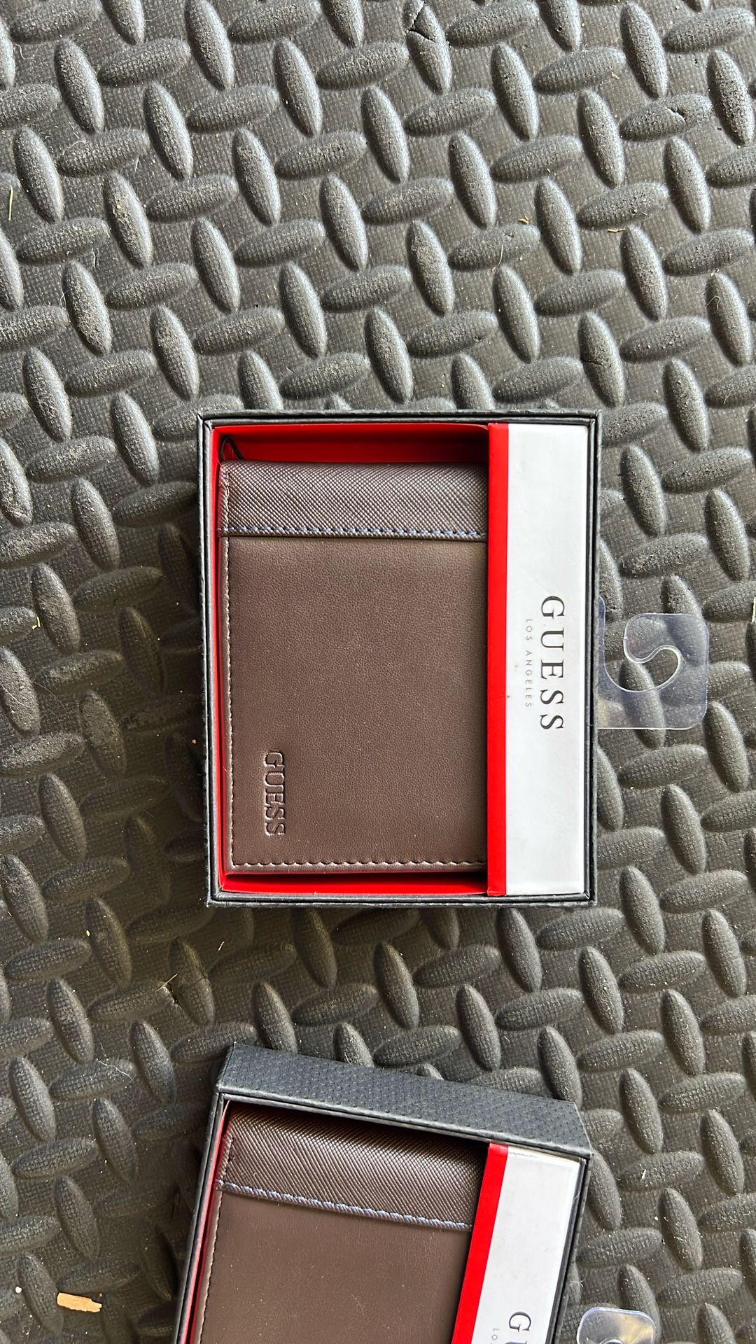 Guess Wallet