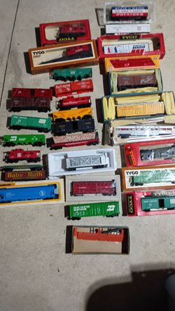 HO TYCO BACHMAN ATHEARN Train Cars and Locomotives