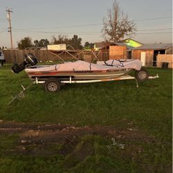 1989 Astro Bass Boat 