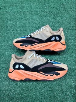 ADIDAS YEEZY BOOST 700 ENFLAME AMBER SIZE 10