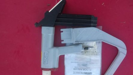 New air flooring nailer for hardwood call Brent at (contact info hidden)