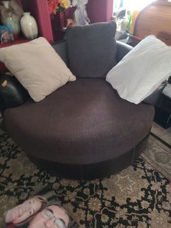 Oversized chair