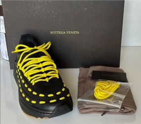 Bottega Veneta Mens Leather Black/Yellow Sneakers Size 39