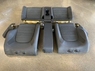 2021 Mercedes Benz C63 Rear Seats And Panel