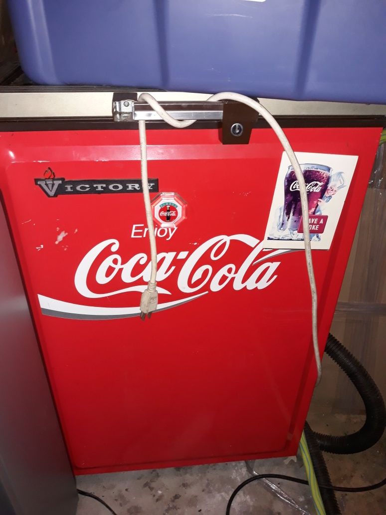 Coca cola memorabilia approx 1 ft 3 inches wide, 2ft 8in tall