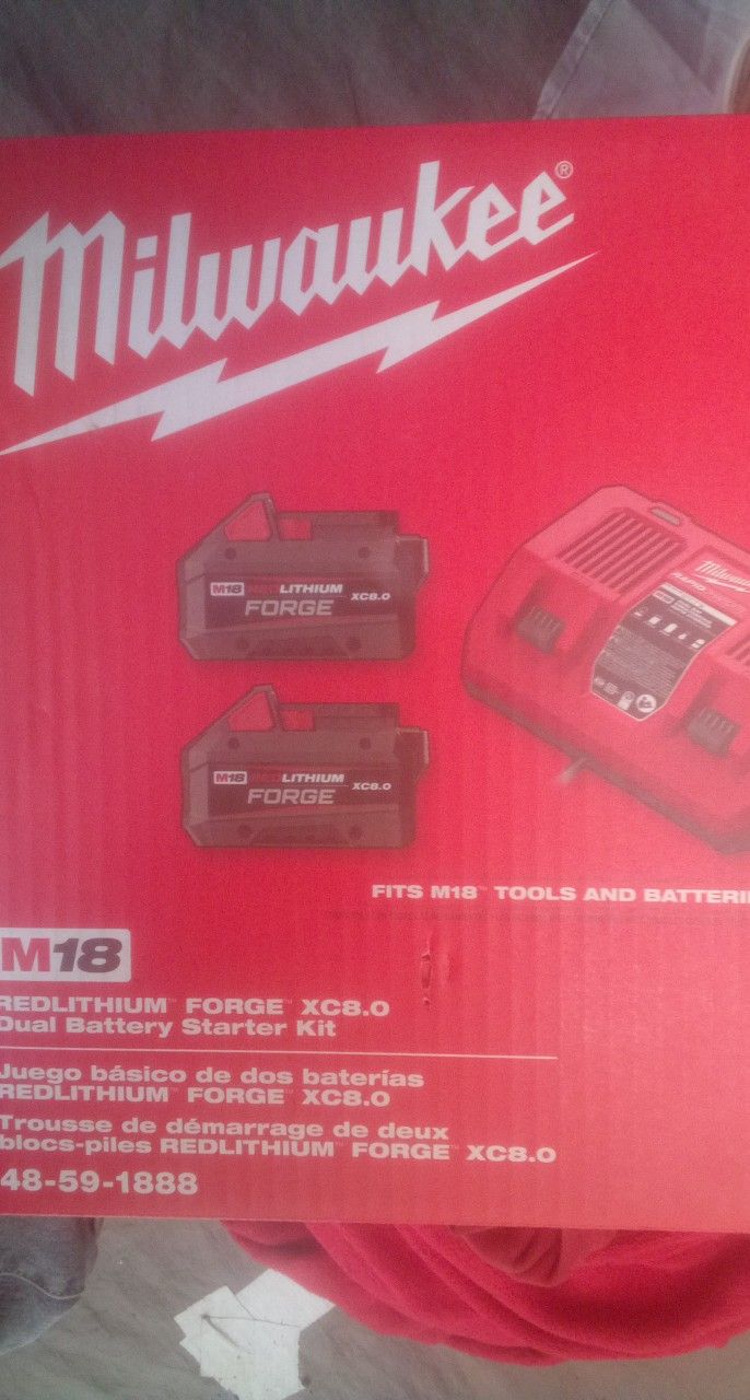 Milwaukee Forge 8.0 Dual Battery Starter Kit W/ Charger Unopened