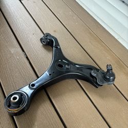 Honda civic 9th gen (non si) lower control arm
