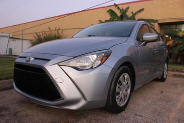 2019 Toyota Yaris Sedan