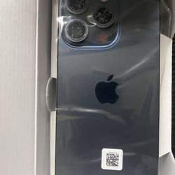 📱 iPhone 15 Pro – Blue | 128GB | Unlocked | Excellent Condition