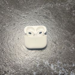 Apple Airpods, Gen Three