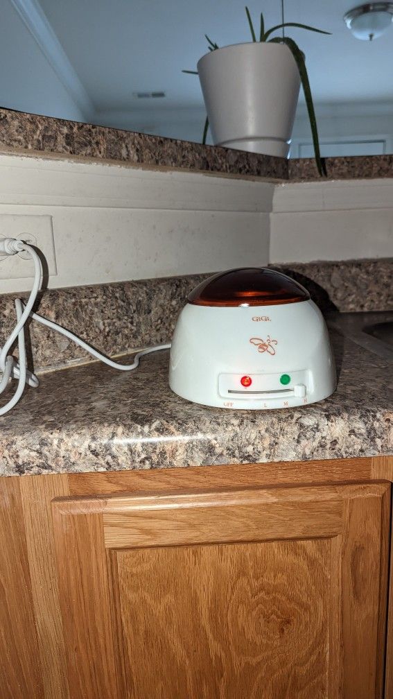 Gigi Wax Warmer