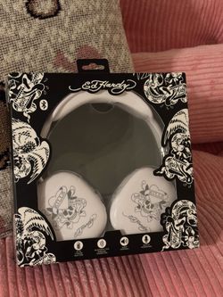 ED HARDY HEADPHONES