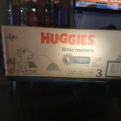 BOX  OF  HUGGIES  LITTLE  MOVERS  BABY  DIAPERS  