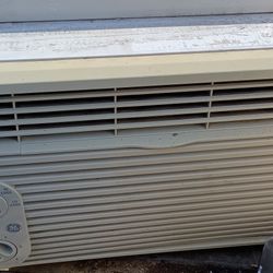 5000 BTU Window Air Conditioner Works Great, Try And Buy! $49